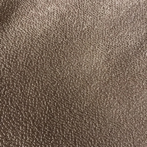 Top - Picture 2 of 3